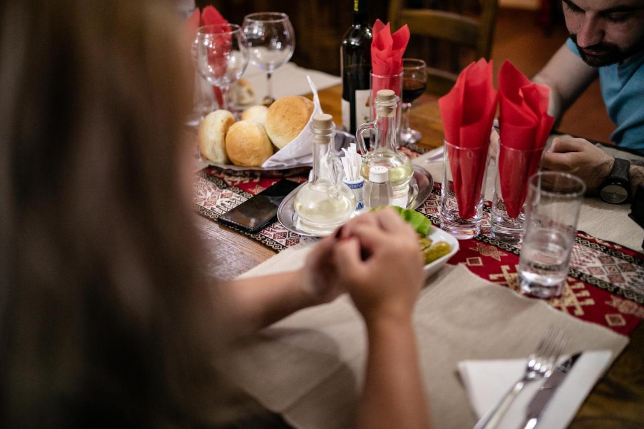 Pensiune Restaurant Route60 Ciucea ภายนอก รูปภาพ